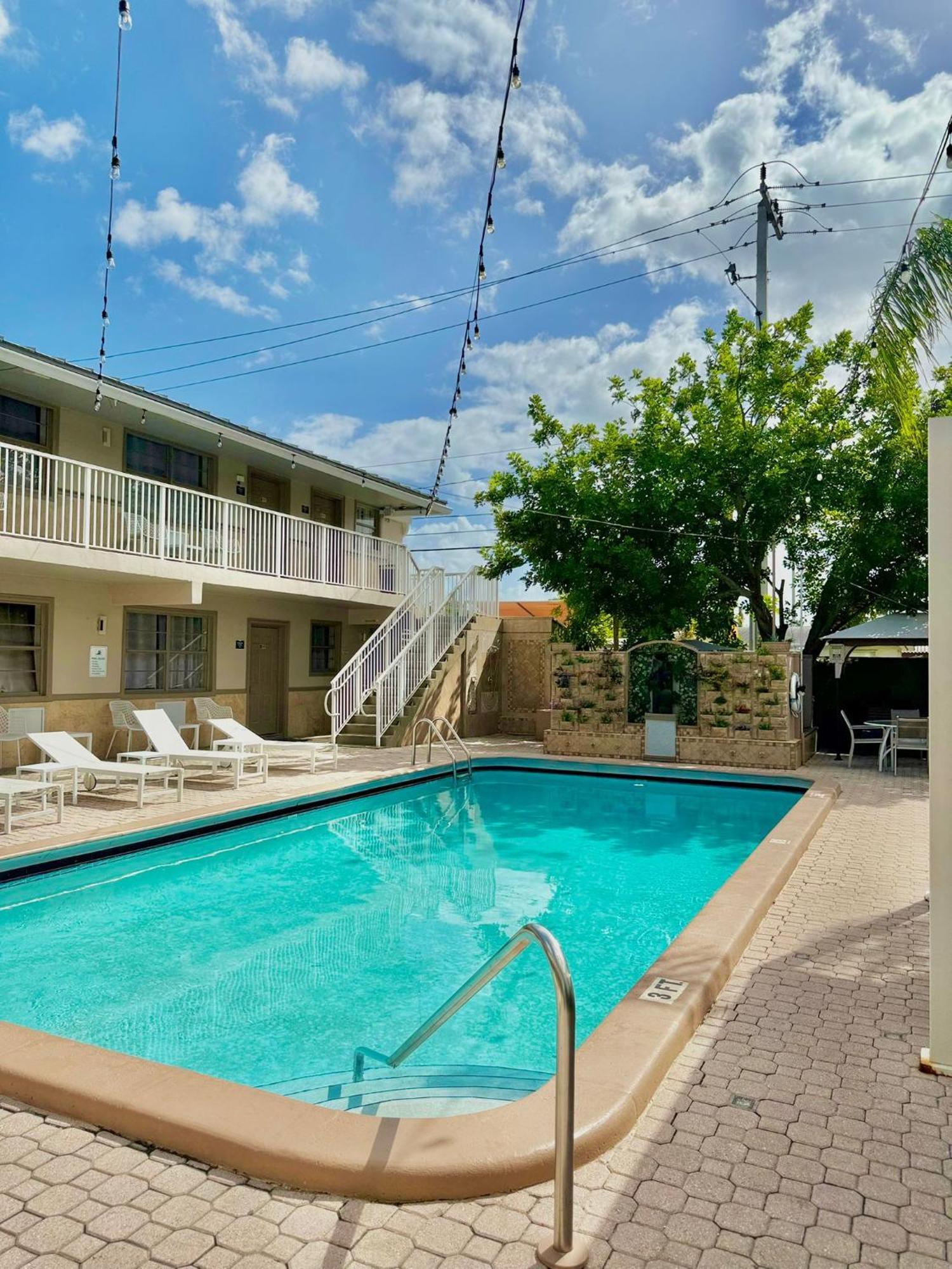 Sheridan Guesthouse Dania Beach Exterior foto